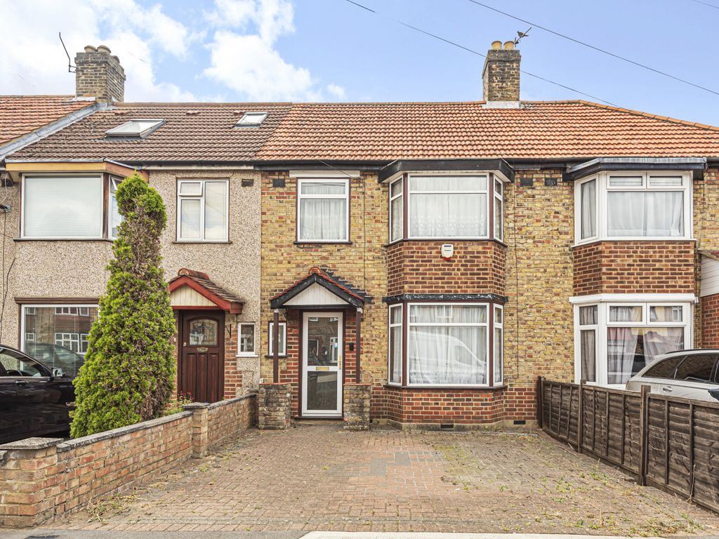 3 bed terraced house for sale in Berkeley Road, Uxbridge, Hillingdon