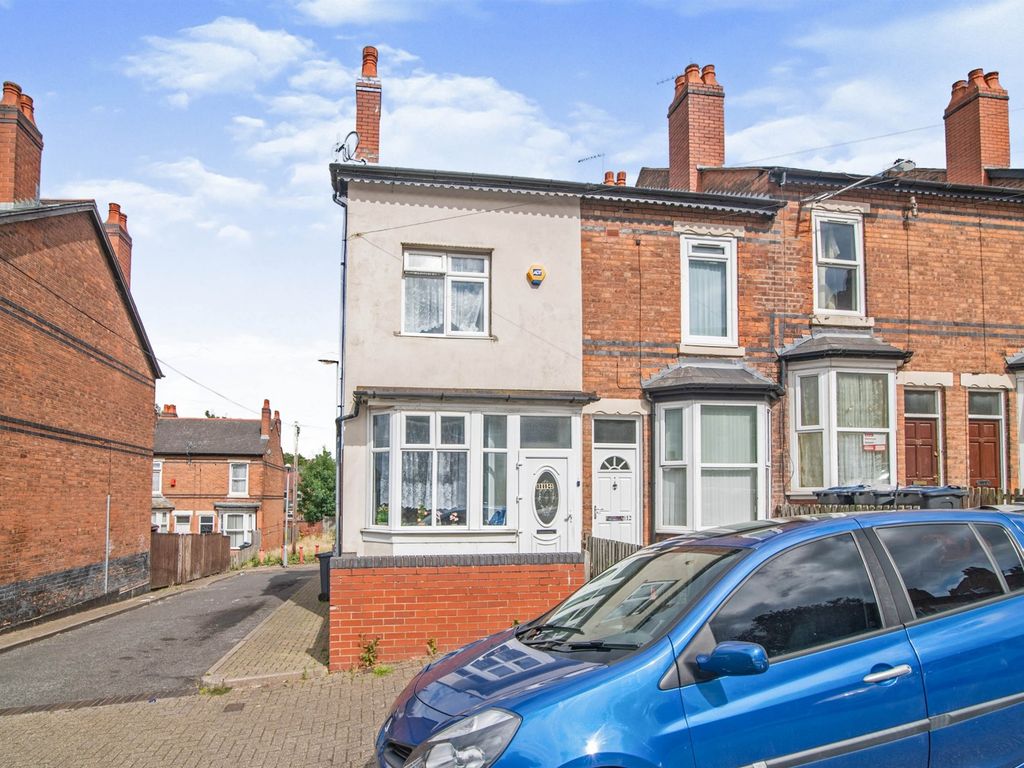 3 bed end terrace house for sale in Crompton Road, Handsworth