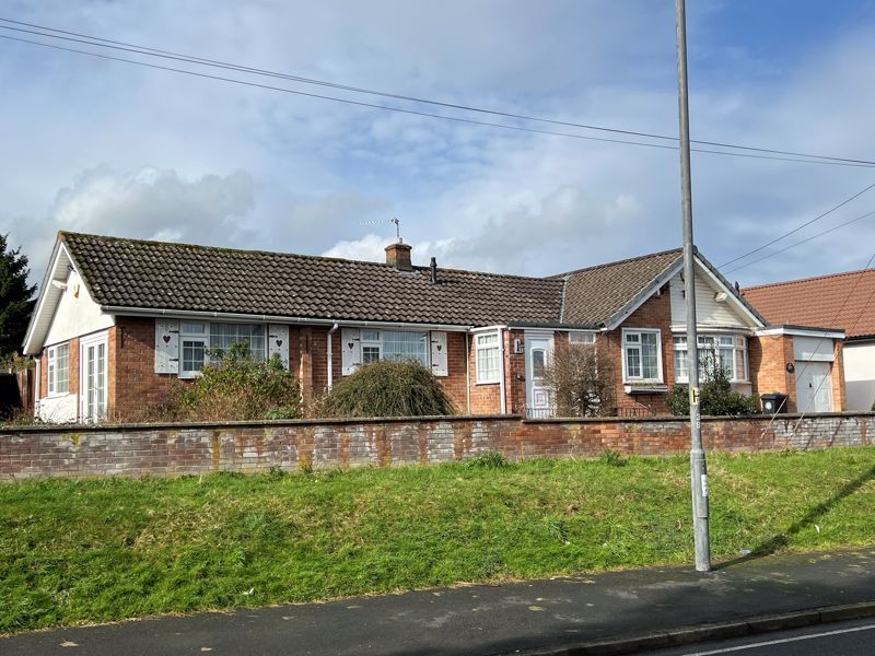 3 bed detached bungalow for sale in Stockwood Lane, Stockwood, Bristol