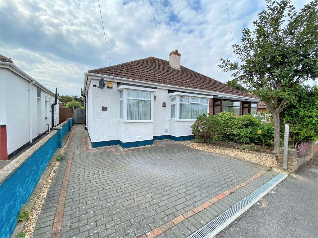 2 bed semidetached bungalow for sale in Bridgemary Road, Gosport PO13