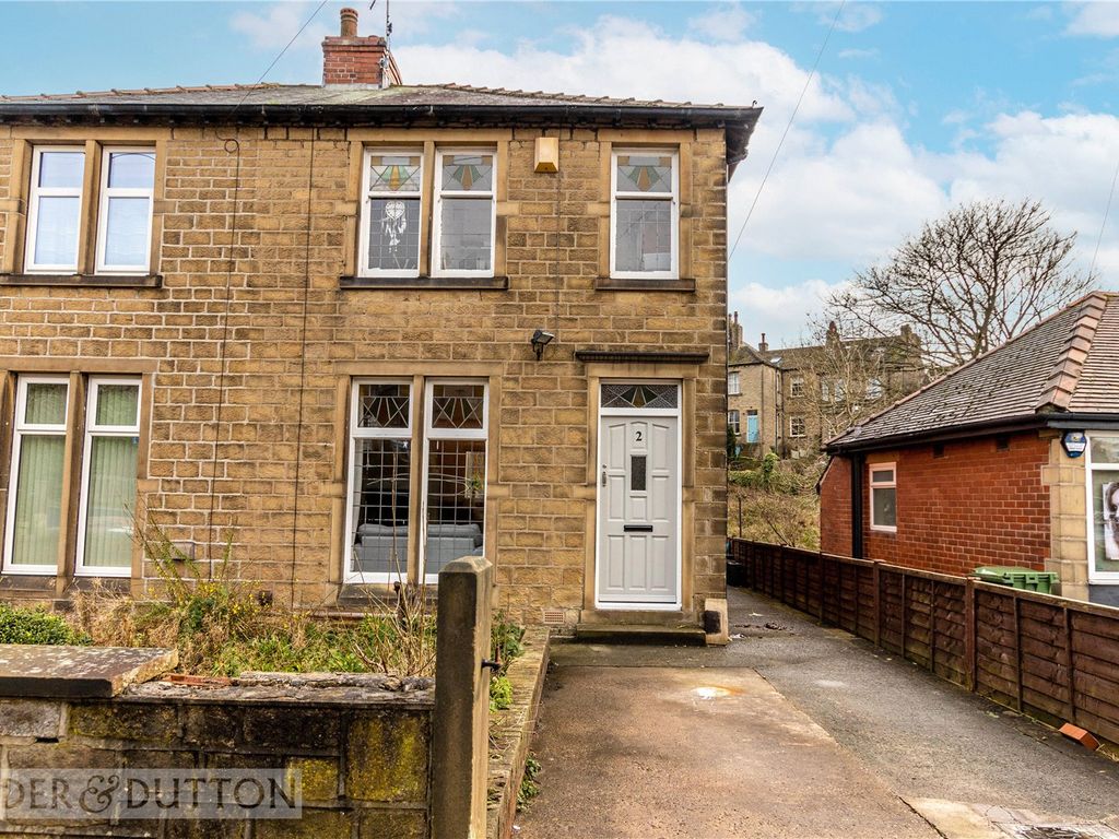3 bed semidetached house for sale in Newsome Road South, Huddersfield