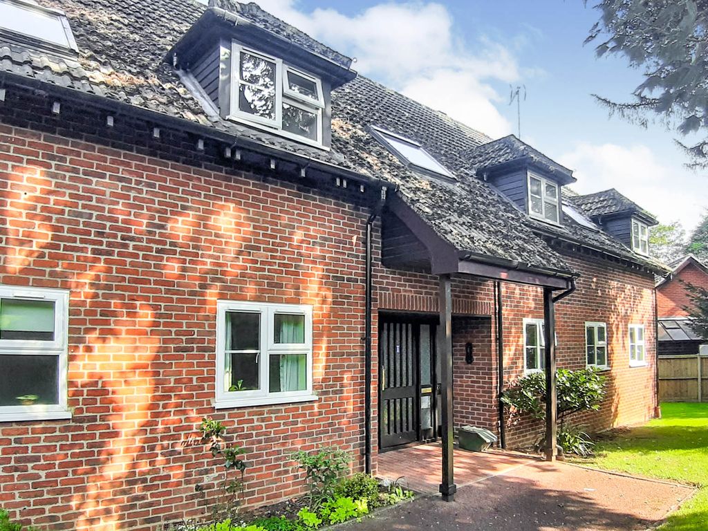 Rougham Road, Bury St. Edmunds IP33  