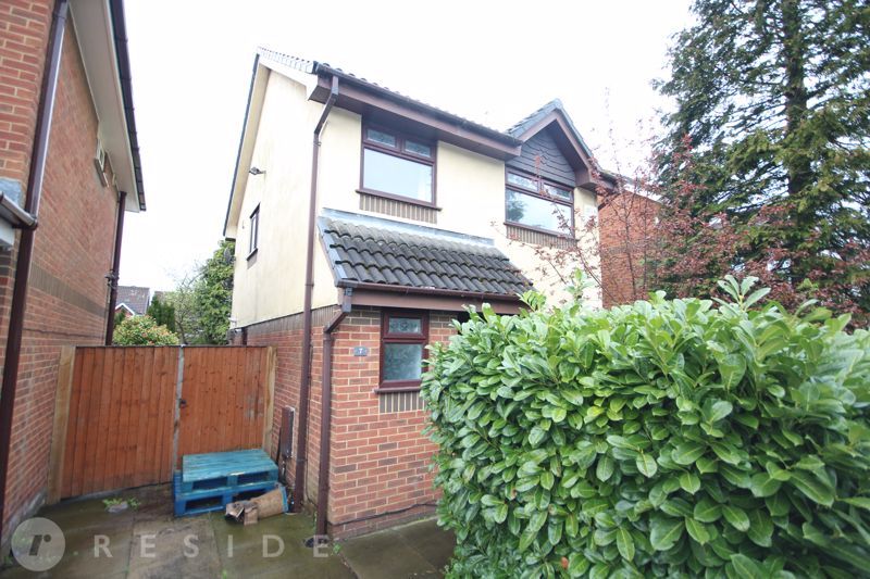 3 bed detached house for sale in St Marys Close, Kingsway, Rochdale