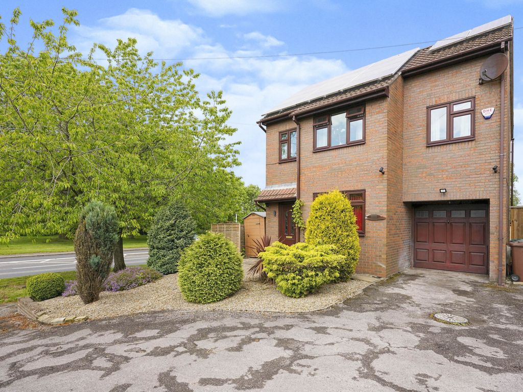 4 bed detached house for sale in Ring Road, Seacroft, Leeds, West