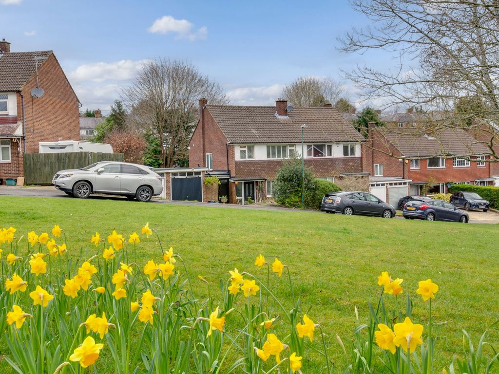 3 bed semidetached house for sale in Hithercroft Road, Downley, High