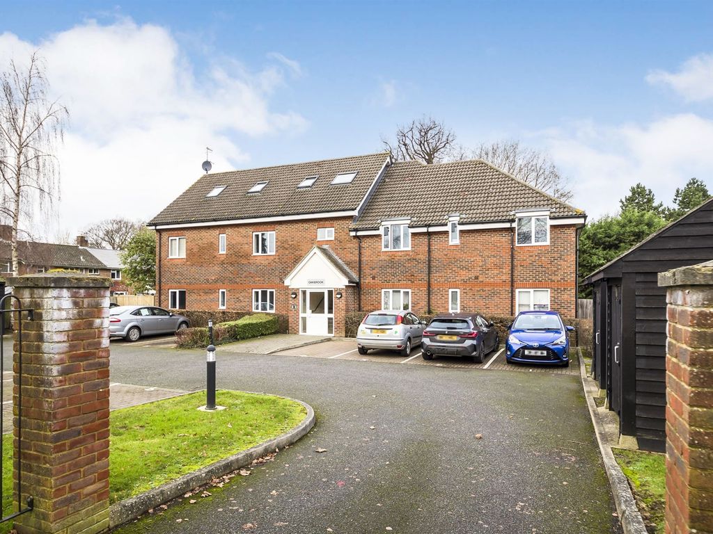 Oakbrook, Crawley RH10  