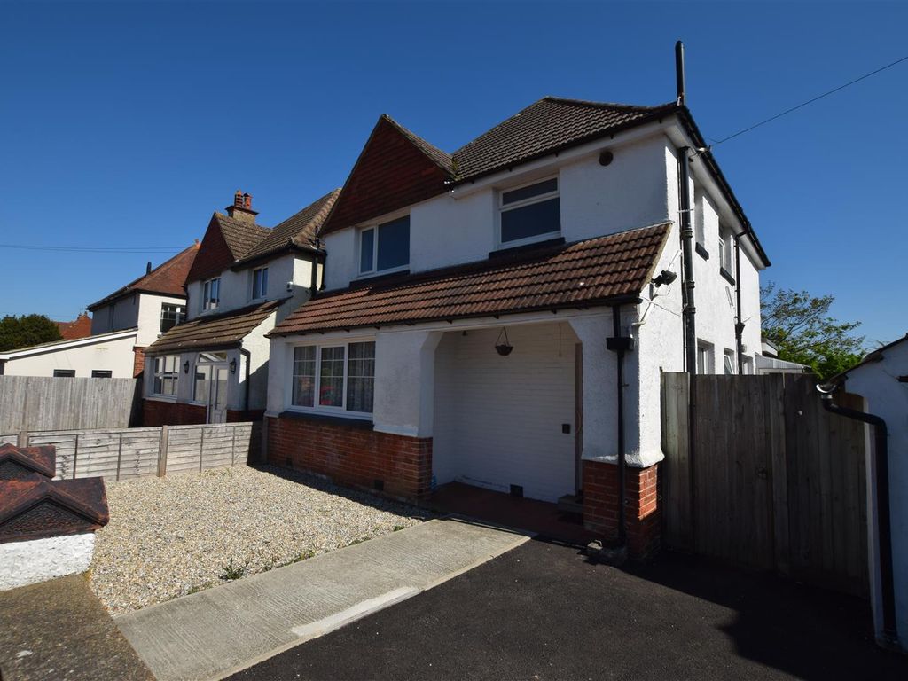 1 bed flat to rent in Terminus Avenue, BexhillOnSea TN39, £850 pcm