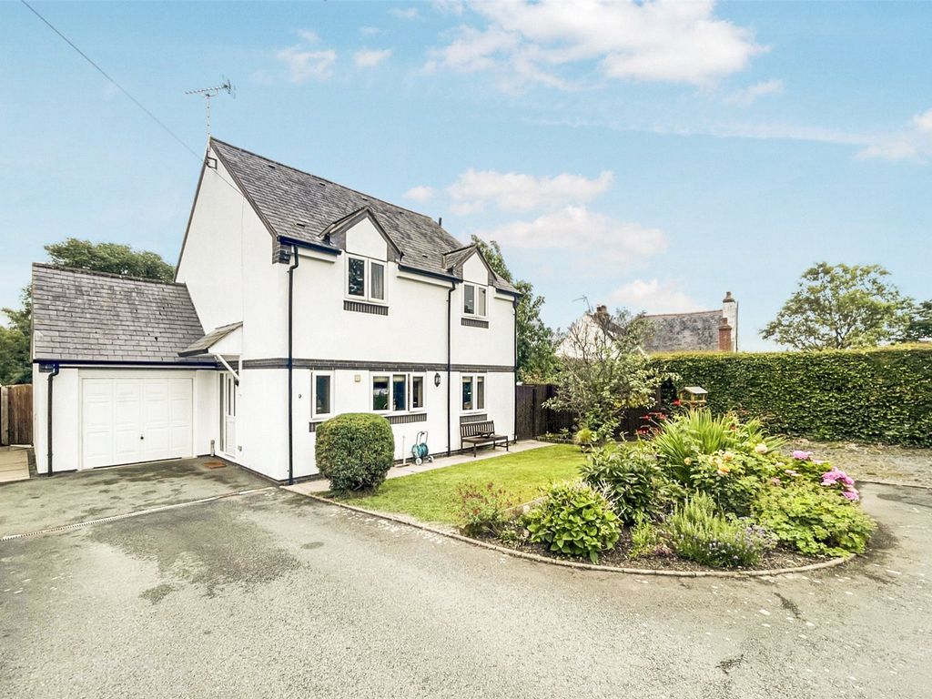 4 bed detached house for sale in Abbey Close, Pool Quay, Welshpool