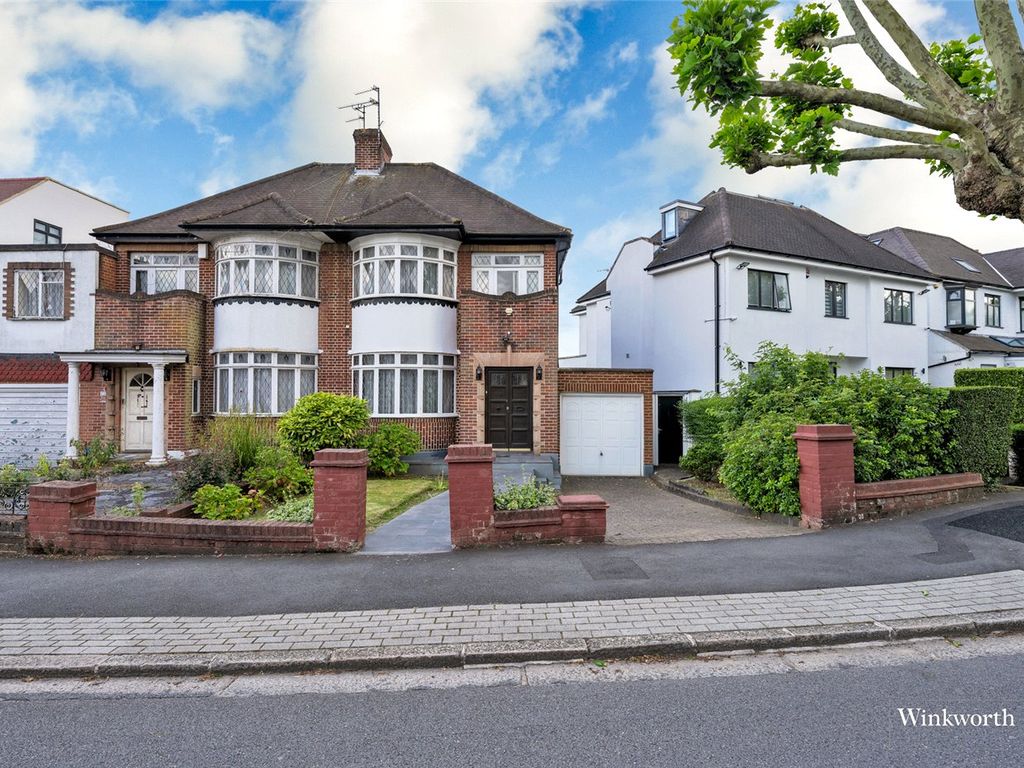 3 bed semidetached house for sale in Beechwood Avenue, Finchley