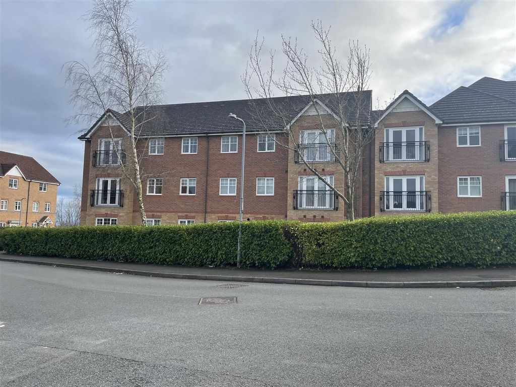 2 bed flat to rent in Ingot Close, Brymbo, Wrexham LL11, £725 pcm Zoopla