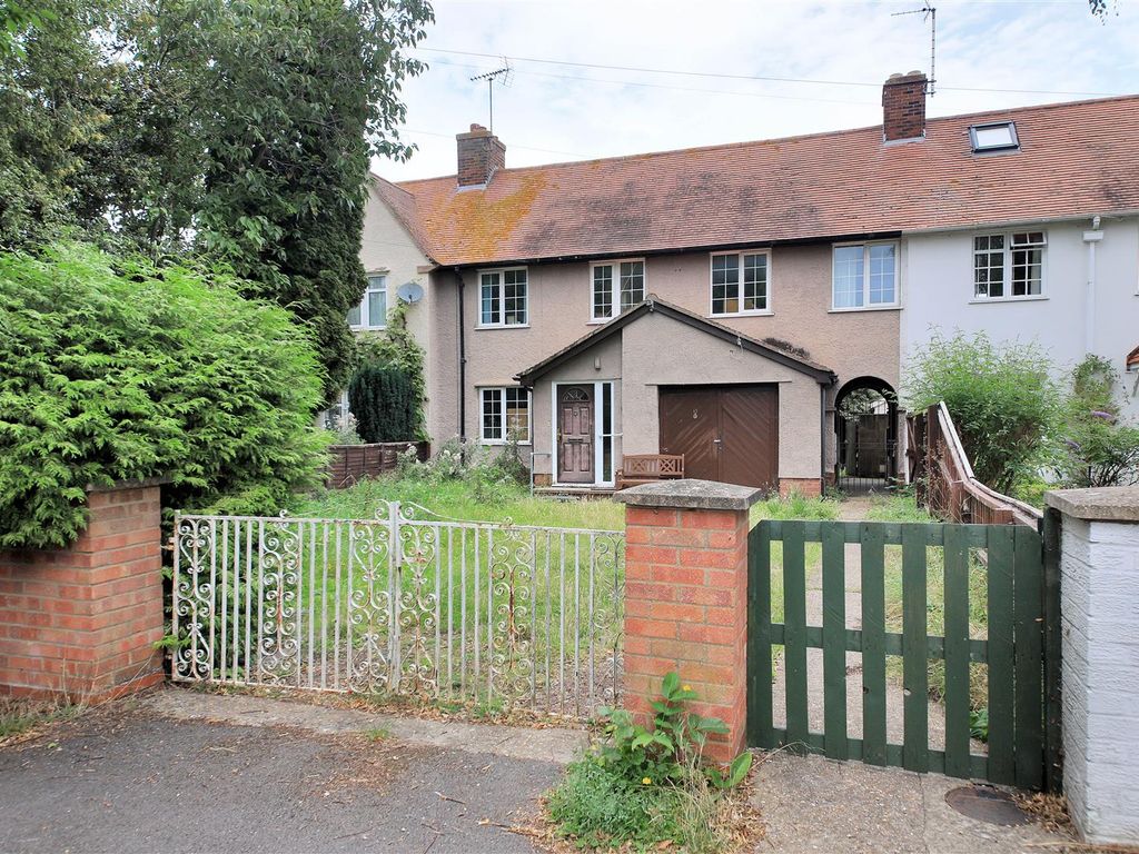 4 bed terraced house for sale in Hills Avenue, Cambridge CB1, £800,000