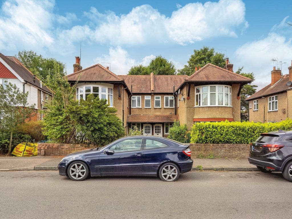 2 bed for sale in Wellington Road, Hatch End HA5 Zoopla