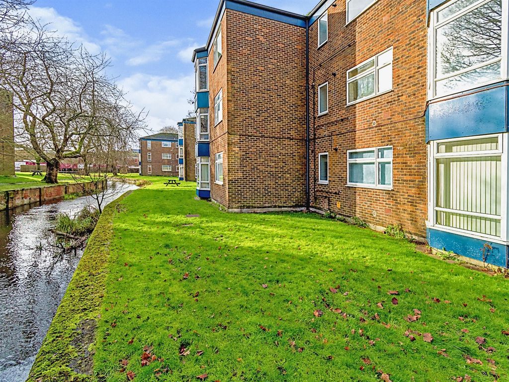 Lawn Street, Winchester SO23  