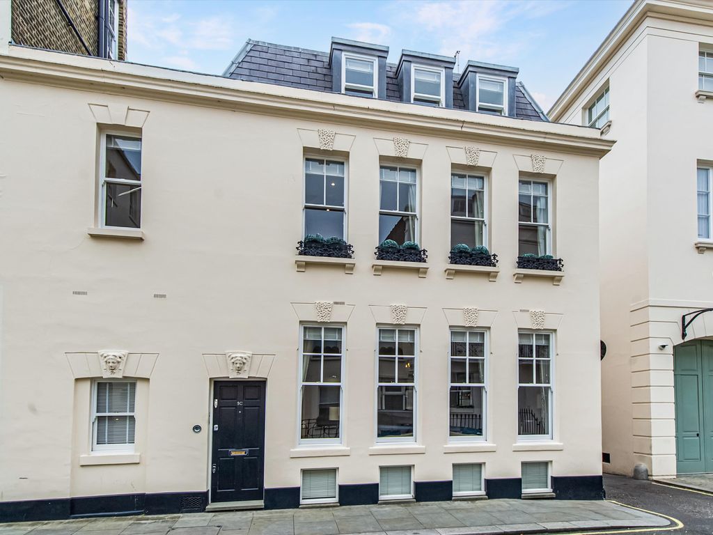 2 bed detached house for sale in Gerald Road, Belgravia, London SW1W, £