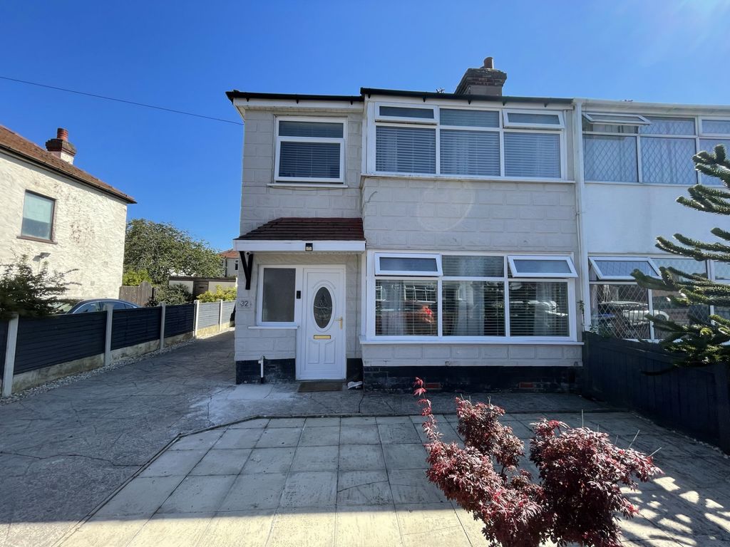 3 bed semidetached house for sale in Salmesbury Avenue, Bispham FY2