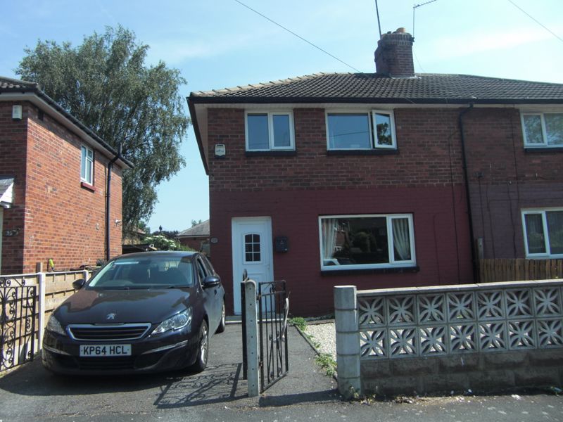 3 bed semidetached house for sale in St. Alban Mount, Leeds LS9, £