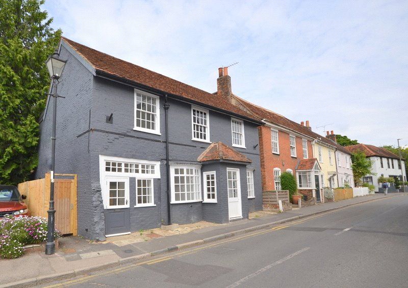 2 bed semidetached house for sale in Church Road, Shepperton TW17, £