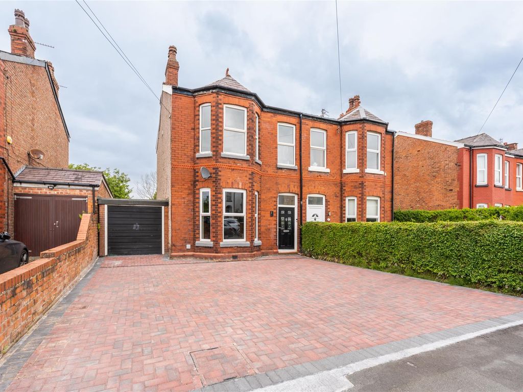 4 bed semidetached house for sale in Rosemary Lane, Formby, Liverpool