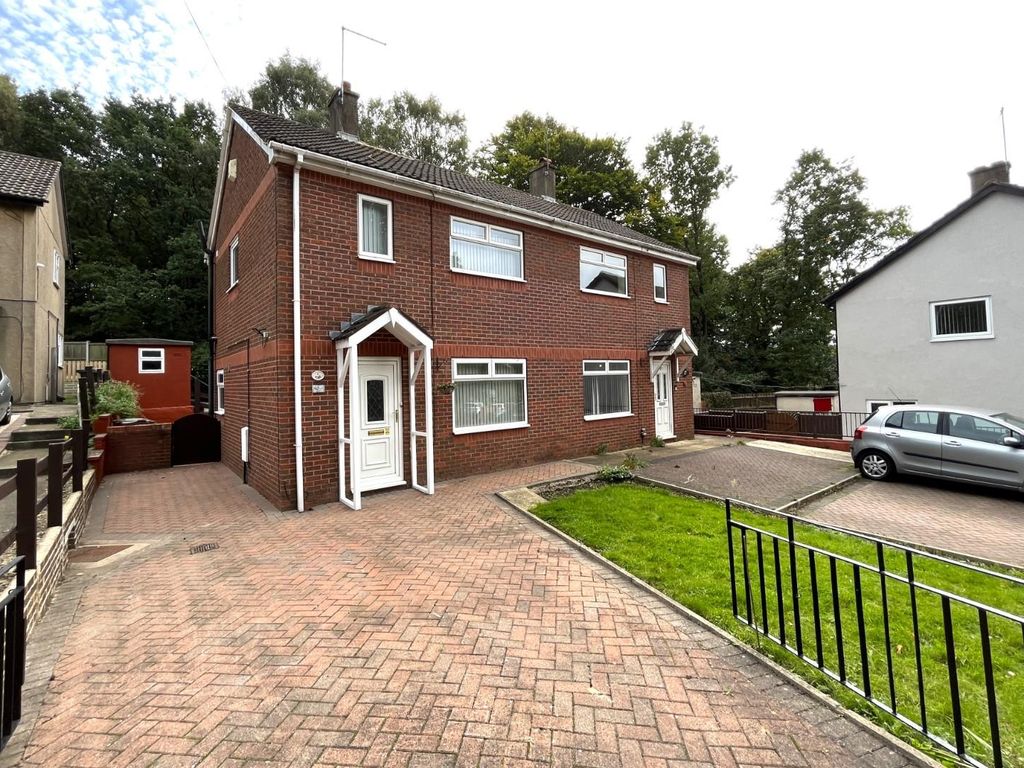 2 bed semidetached house to rent in Cranmer Bank, Alwoodley, Leeds