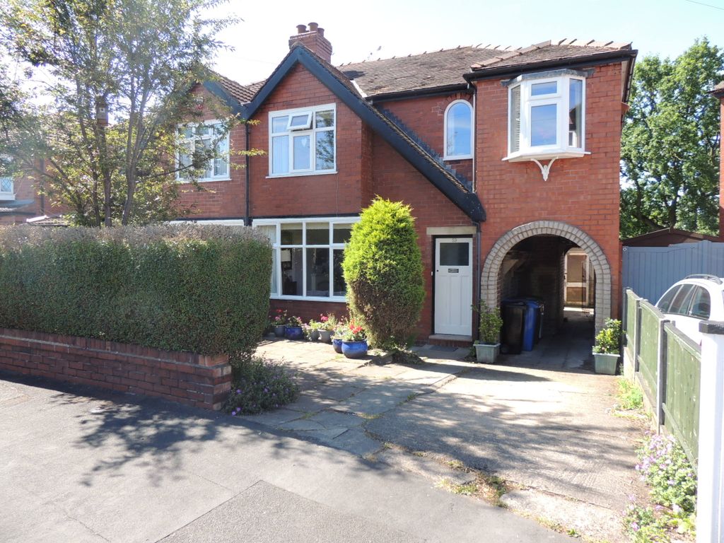 4 bed semidetached house for sale in Longmead Avenue, Hazel Grove
