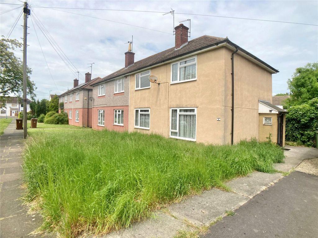 3 bed semidetached house for sale in Sussex Avenue, Cheltenham