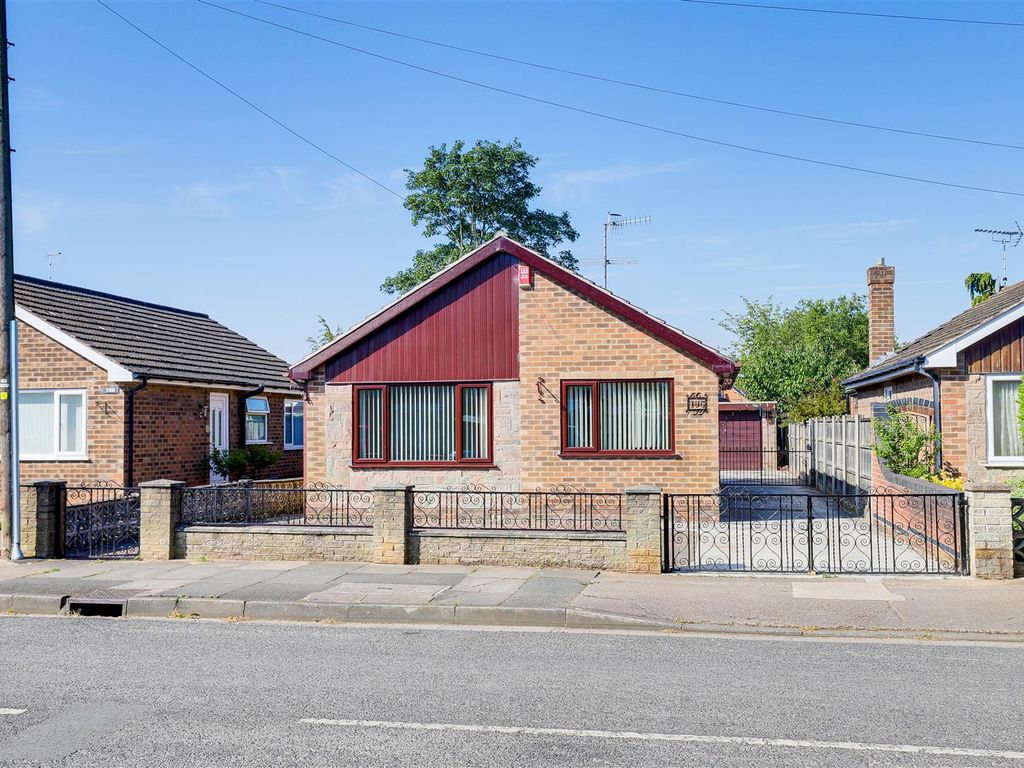 2 bed detached bungalow for sale in Meadow Road, Beeston