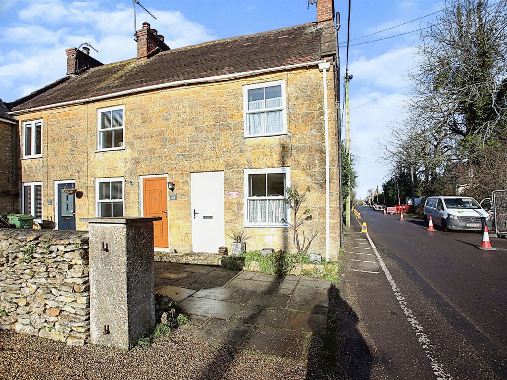 1 bed end terrace house for sale in Station Road, Milborne Port