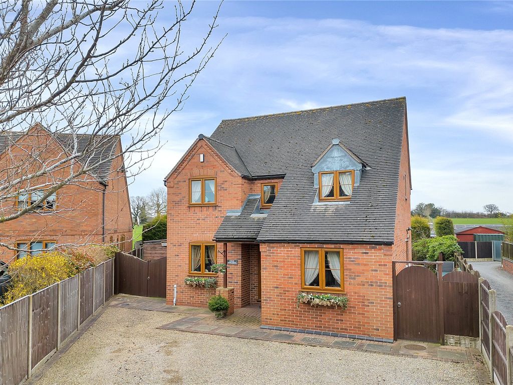 4 bed detached house for sale in CotonInTheElms, Swadlincote
