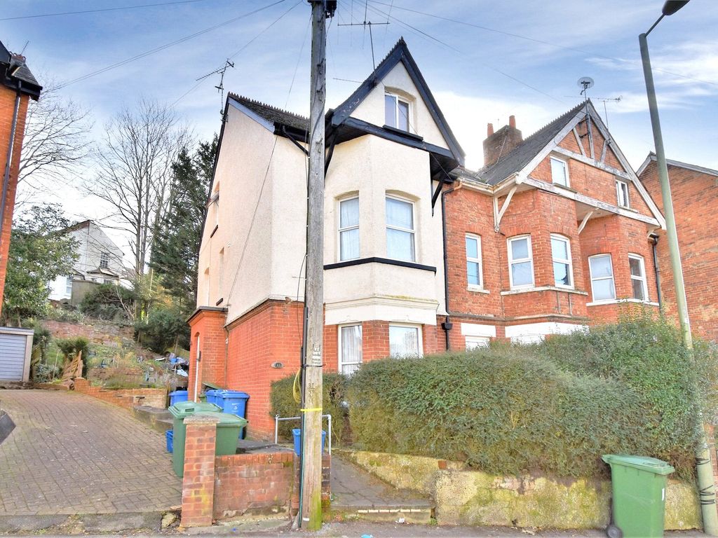1 bed end terrace house to rent in York Road, Aldershot, Hampshire GU11