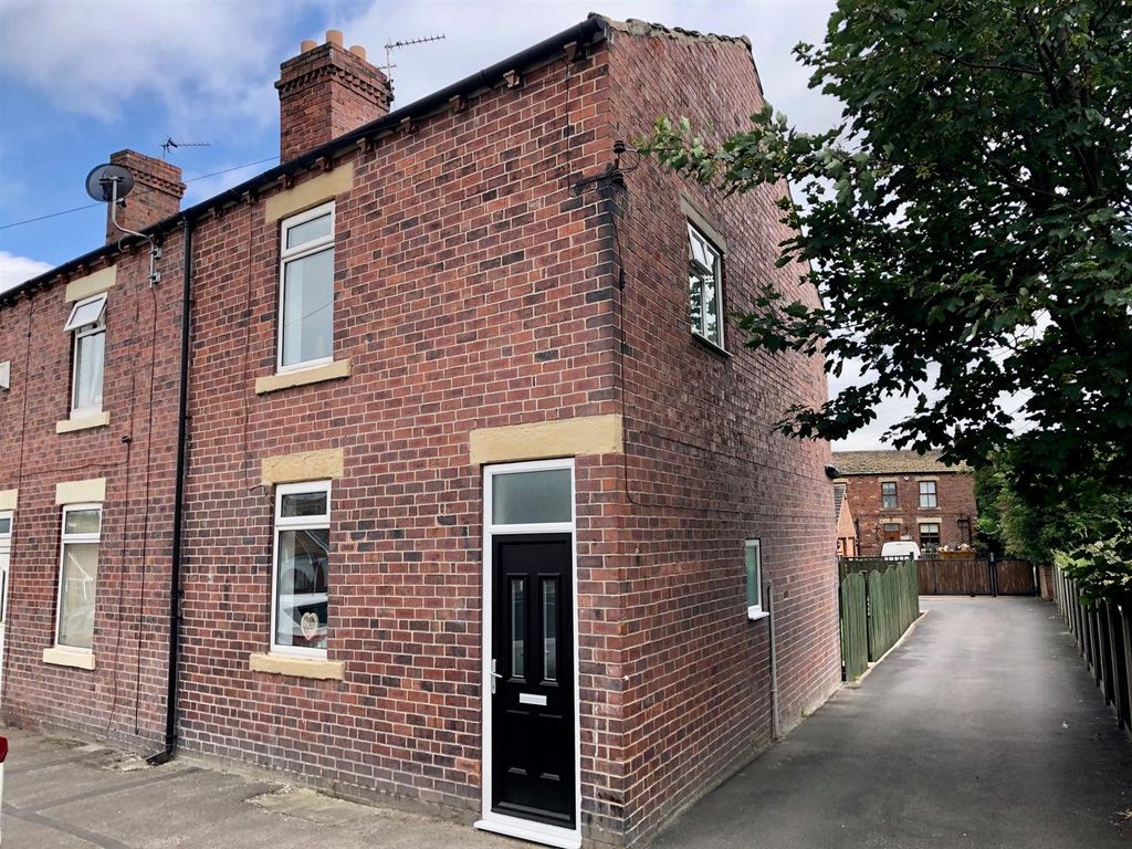 3 bed end terrace house for sale in Junction Lane, Ossett WF5 Zoopla
