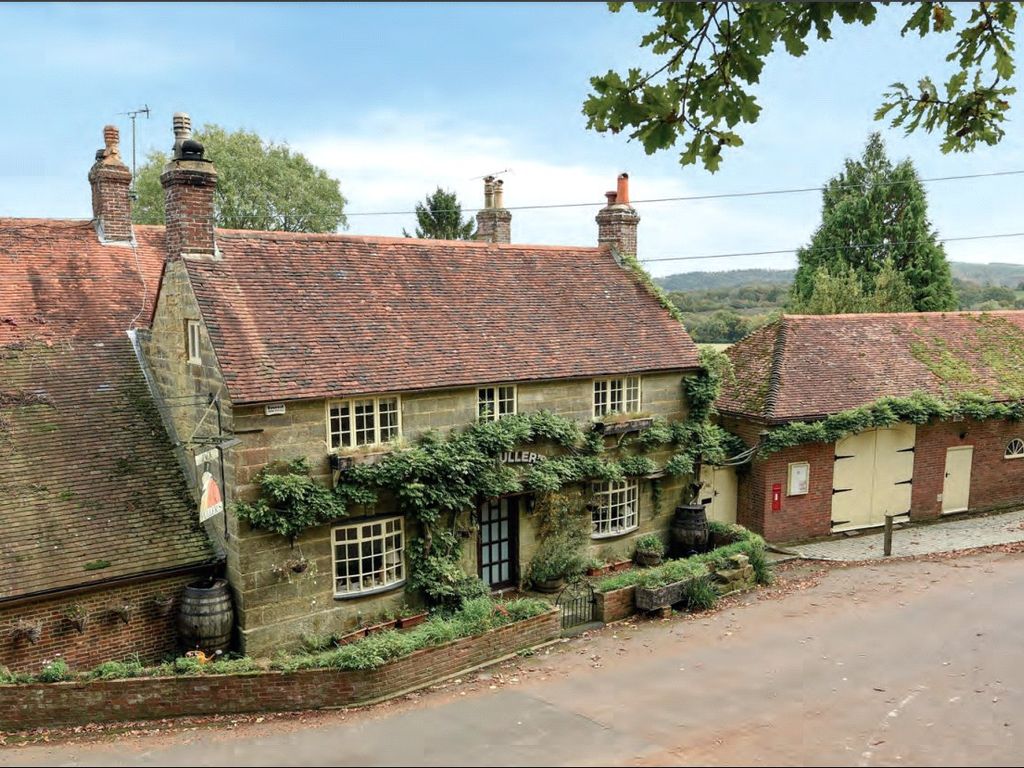 7 bed detached house for sale in Oxley Road, Brightling, Robertsbridge