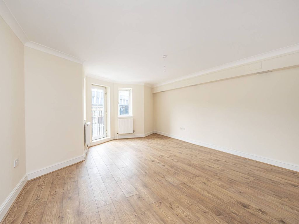 1 bed flat to rent in Midland Road, Leyton, London E10, £1,650 pcm Zoopla