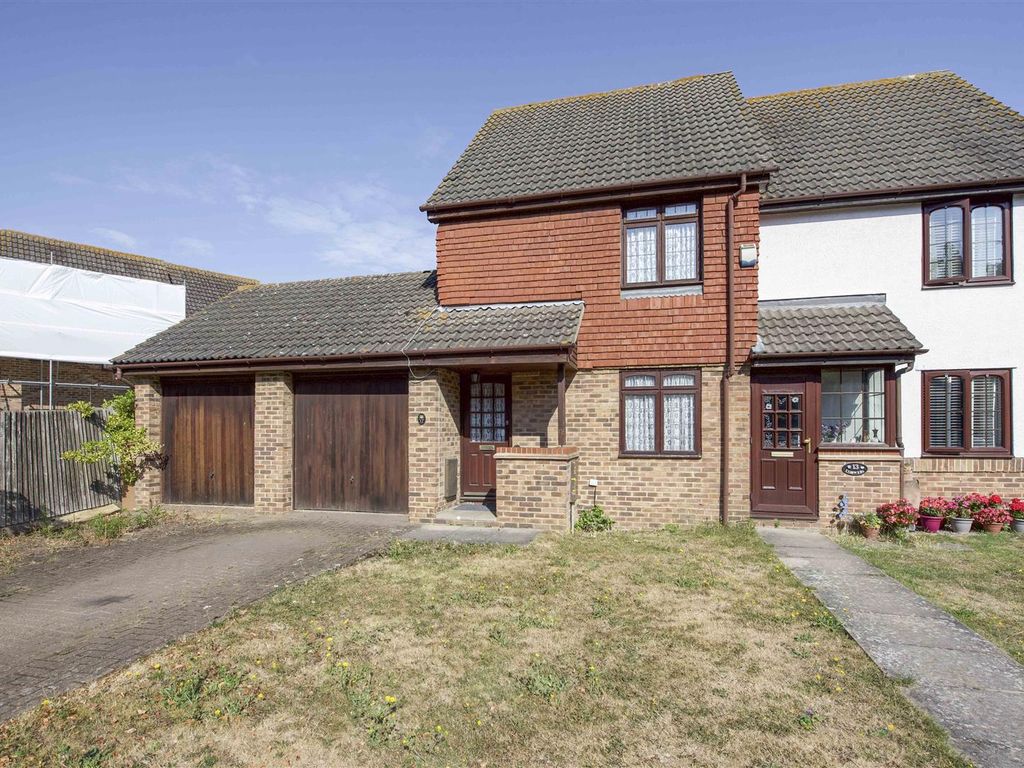 2 bed semidetached house for sale in Marsworth Close, Yeading, Hayes
