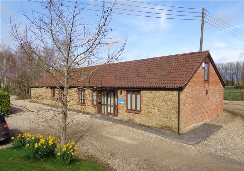 Office to let in New Cross Court, New Cross Hill, New Cross, South