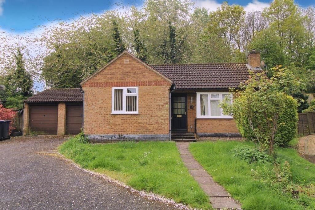 2 bed property for sale in St. Annes Close, Daventry NN11 Zoopla