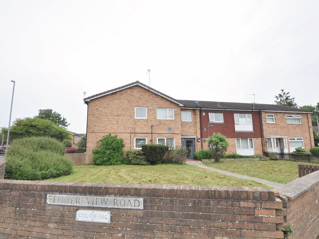 2 bed flat to rent in Fender View Road, Moreton, Wirral CH46, £650 pcm