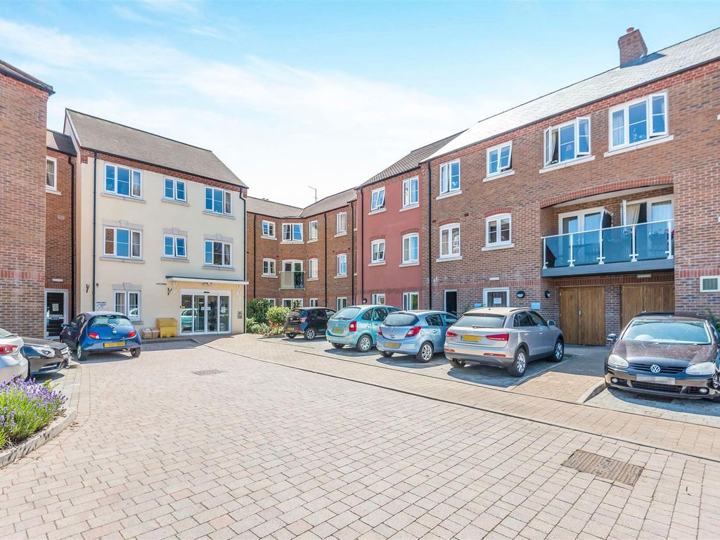 1 bed flat for sale in Talbot Court, Salop Street, Bridgnorth