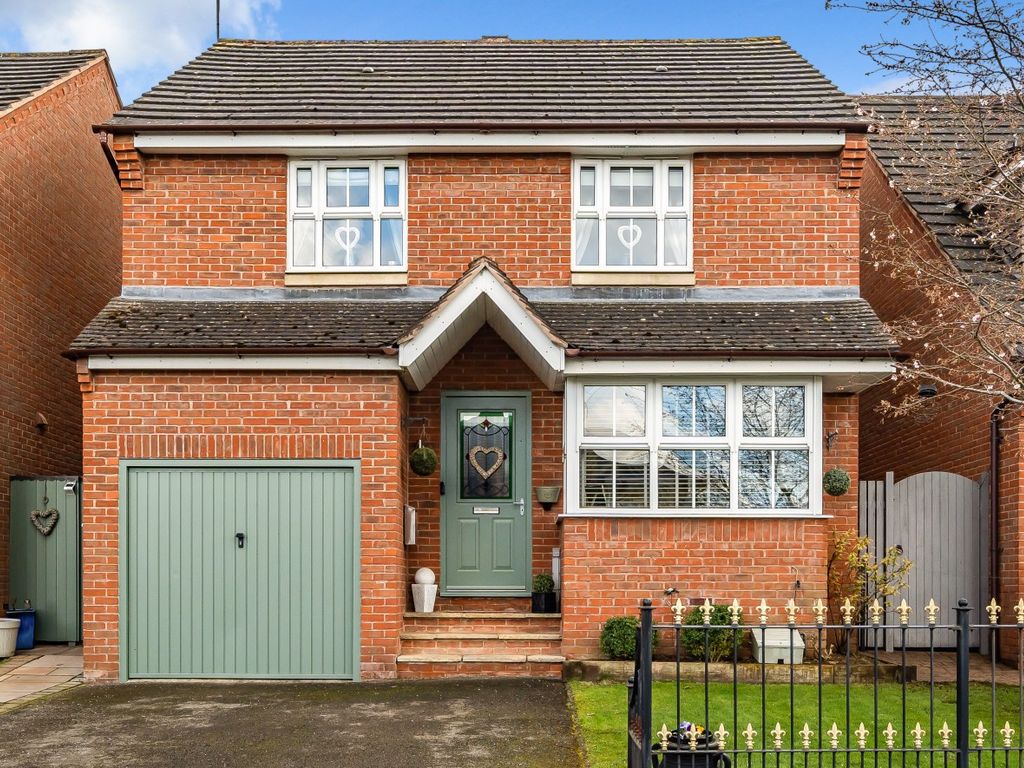 3 bed detached house for sale in Sunningdale, Grantham NG31 Zoopla