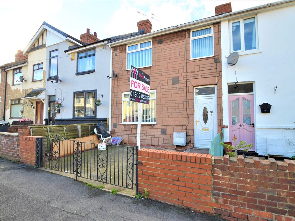 3 bed terraced house for sale in St Johns Road, Edlington, Doncaster