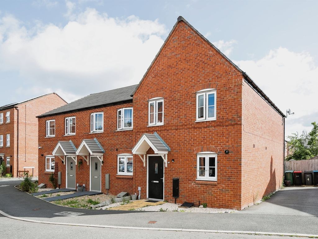 3 bed end terrace house for sale in Arnhem Way, Saighton, Chester CH3