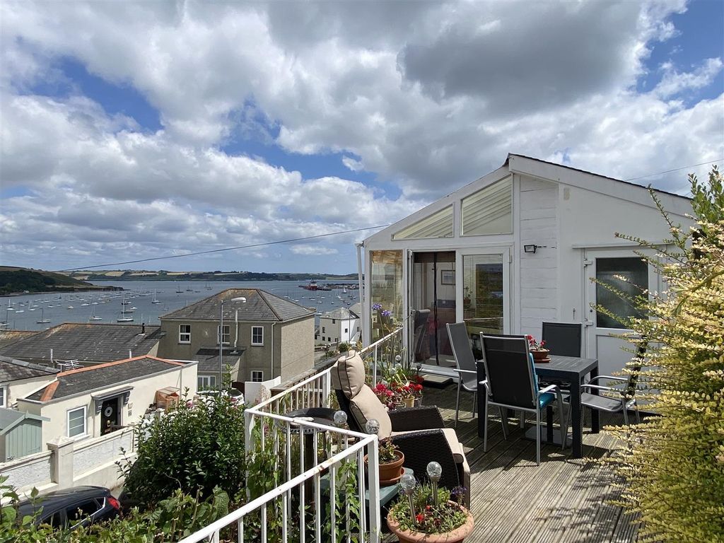 2 bed detached bungalow for sale in Claremont Terrace, Falmouth TR11
