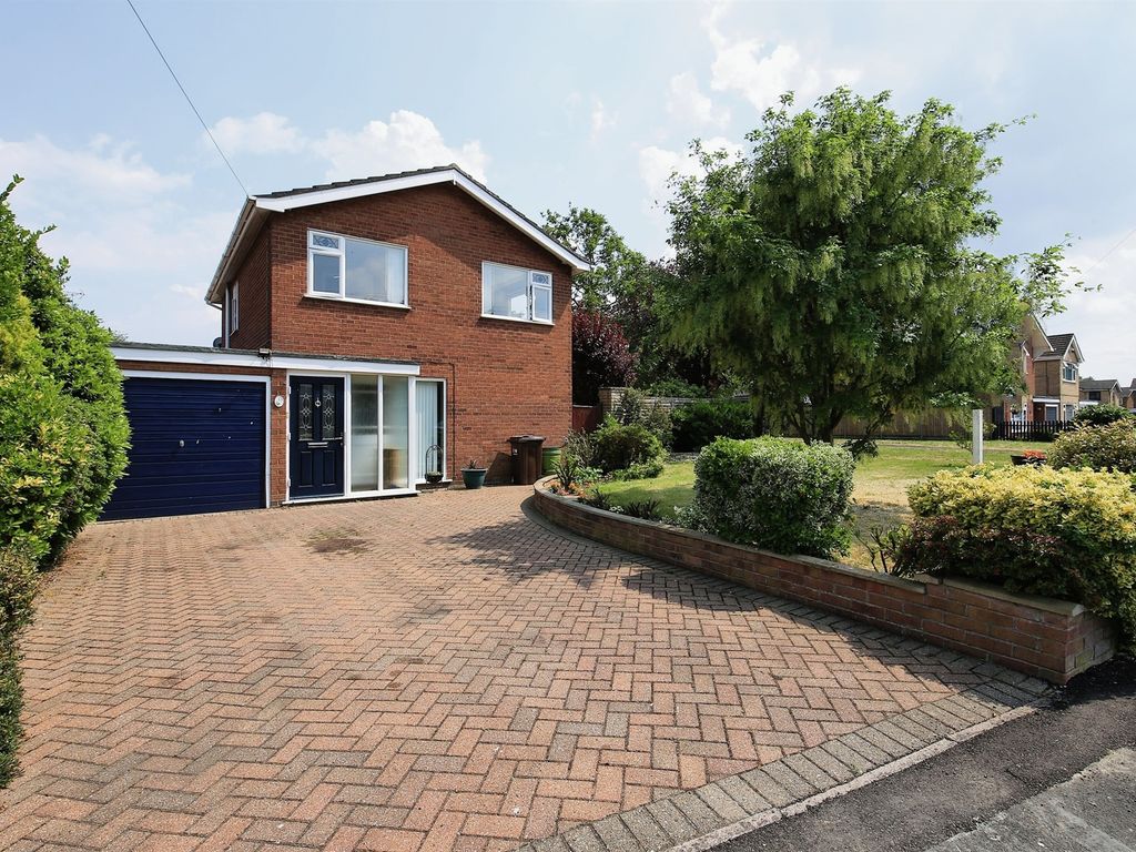 3 bed detached house for sale in Helmsley Way, Spalding PE12 Zoopla