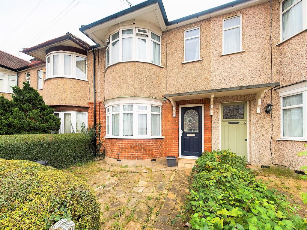 2 bed terraced house for sale in Bridgwater Road, Ruislip Manor