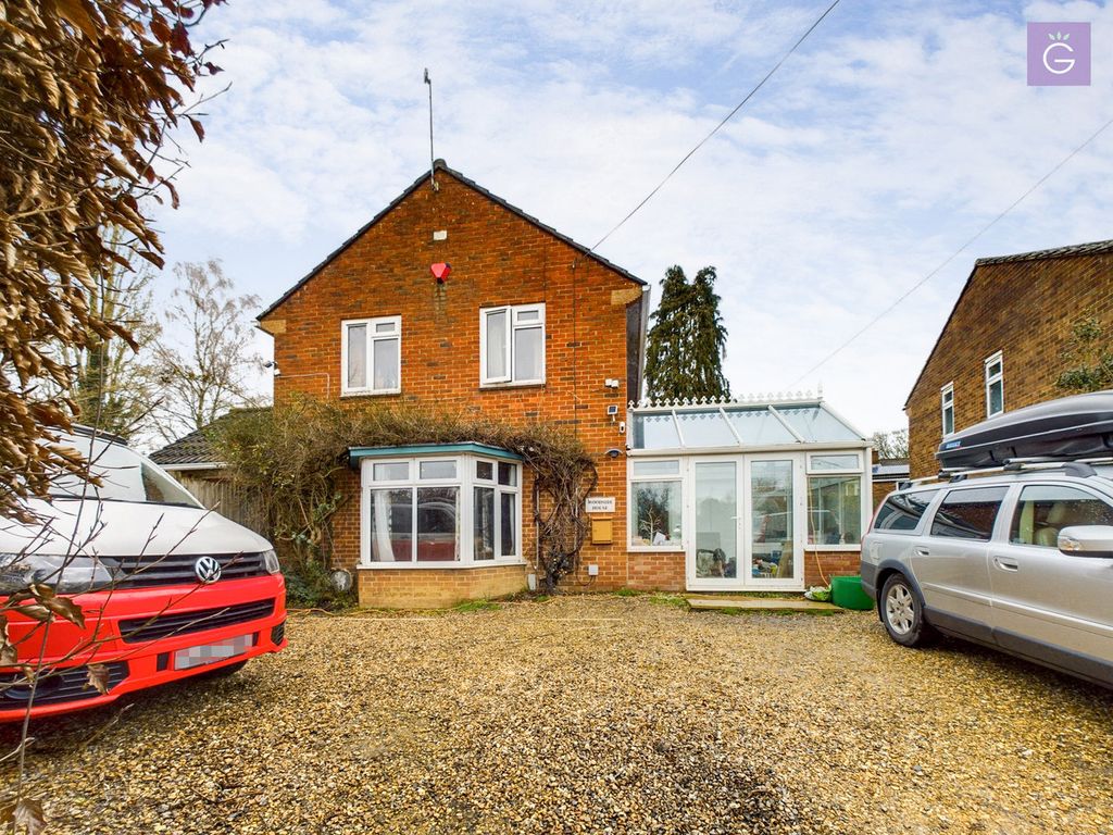 3 bed detached house for sale in Milley Road, Waltham St. Lawrence RG10