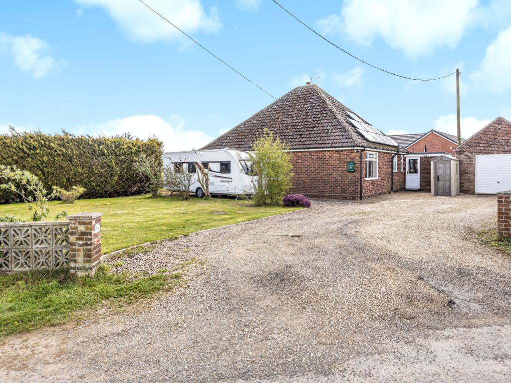 3 bed bungalow for sale in Sarah Gate Lane, Quadring PE11 Zoopla