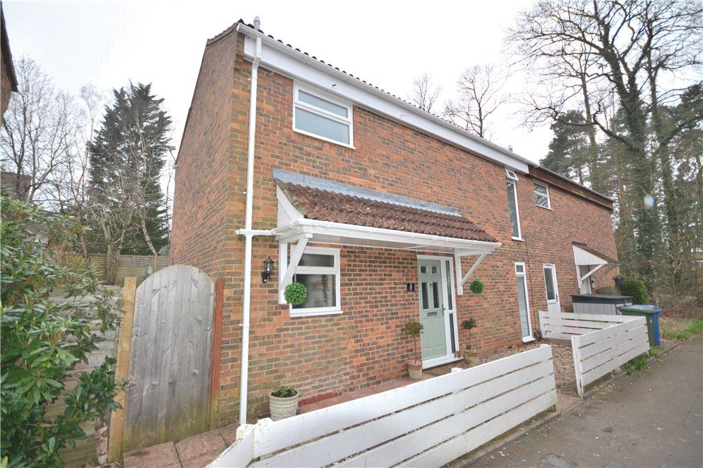 3 bed semidetached house for sale in Nutley, Bracknell, Berkshire RG12