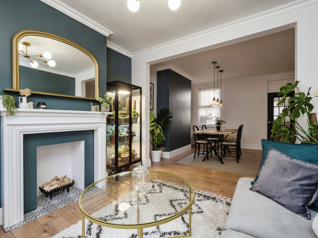 2 bed terraced house for sale in Hillmans Road, Newton Abbot TQ12 Zoopla