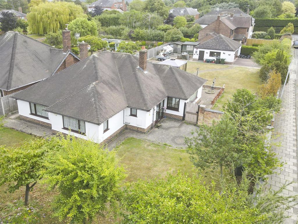 2 bed detached bungalow for sale in Sutherland Drive, West Bridgford