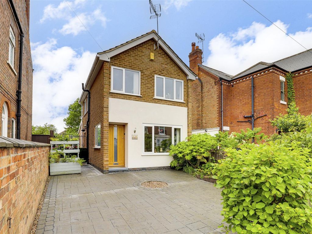 3 bed detached house for sale in Charnwood Avenue, Long Eaton, Derbyshire NG10 Zoopla