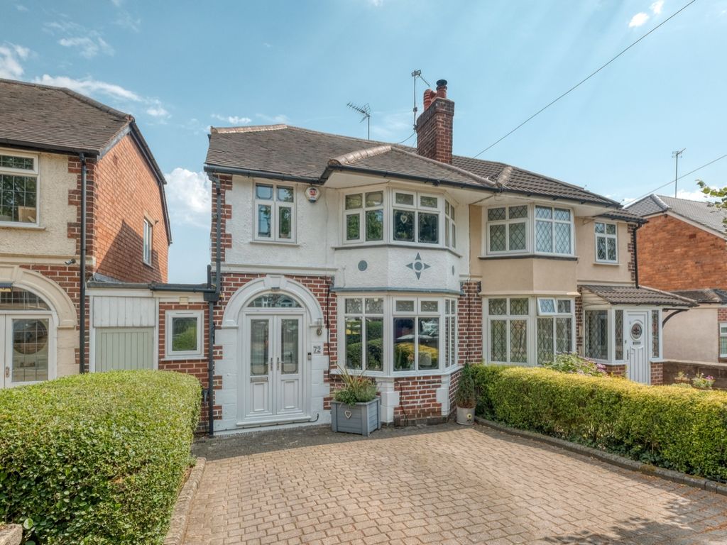 3 bed semidetached house for sale in Pamela Road, Northfield